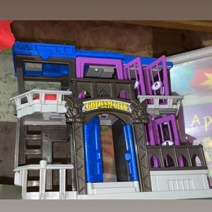 Batman action figure play set